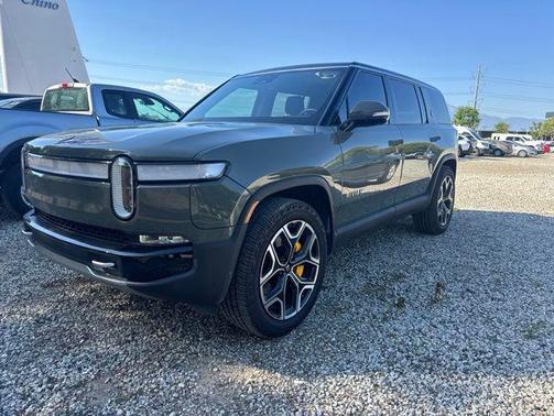 Green 2022 Rivian R1S Launch Edition