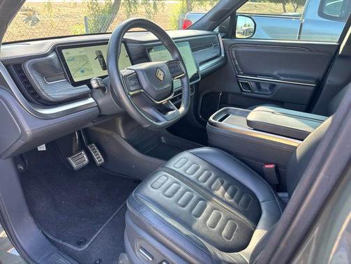Green 2022 Rivian R1S Launch Edition