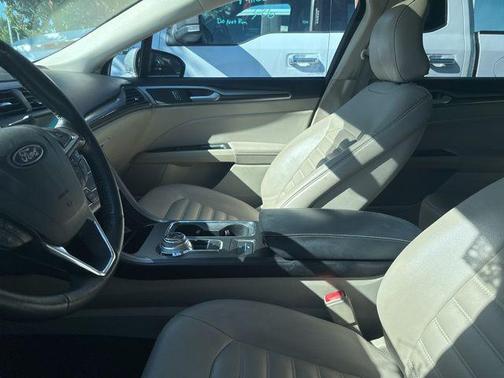 Ingot Silver Metallic 2019 Ford Fusion Hybrid SEL
