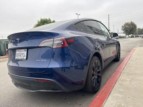 2021 Tesla Model Y Long Range Dual Motor All-Wheel Drive