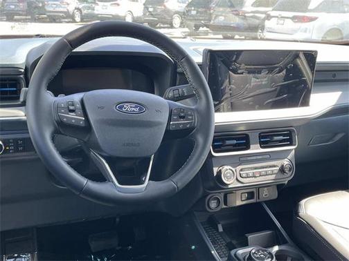2025 Ford Maverick Lobo