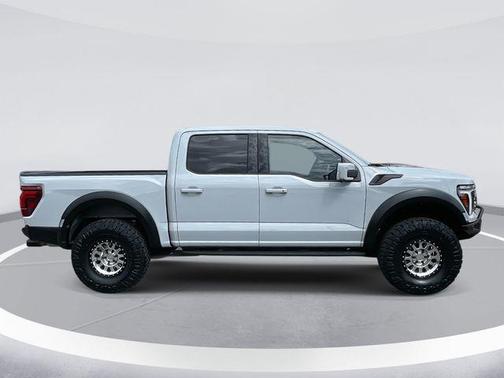 2024 Ford F-150 Raptor R