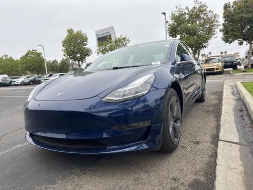 2019 Tesla Model 3 Standard Range Plus