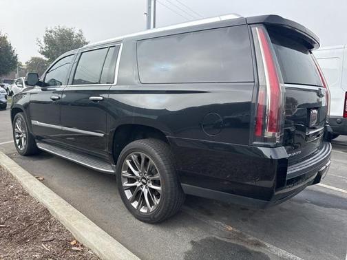 2020 Cadillac Escalade ESV Luxury