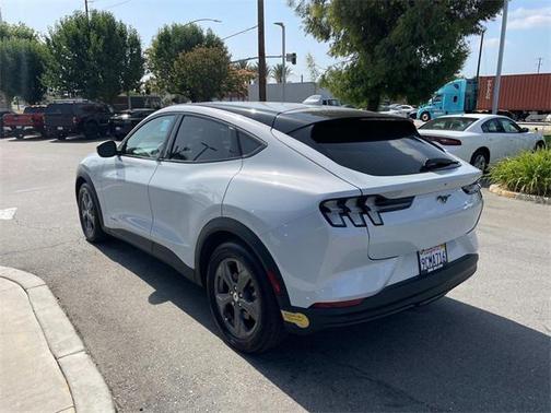 2022 Ford Mustang Mach-E Select