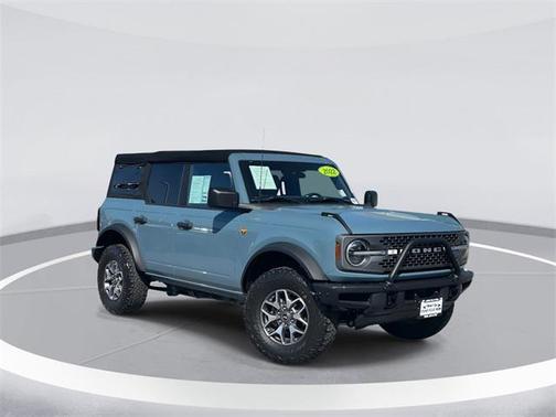 2022 Ford Bronco Badlands