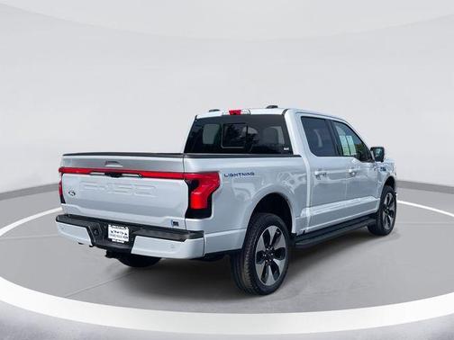 2025 Ford F-150 Lightning Platinum