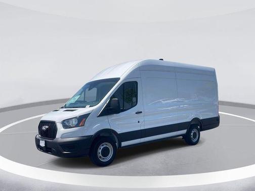 Oxford White 2026 Ford Transit-250 Base