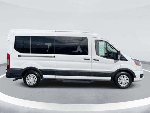 2022 Ford Transit-350 XLT