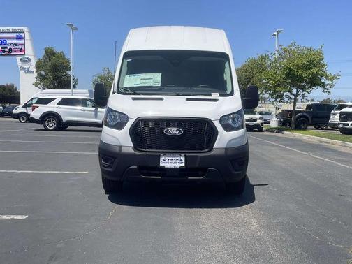Oxford White 2026 Ford Transit-250 Base