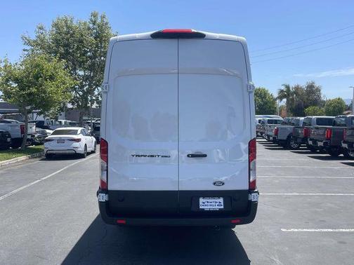 Oxford White 2026 Ford Transit-250 Base