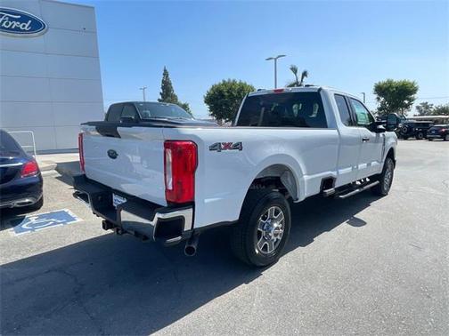 2025 Ford F-350 XLT