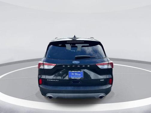 2021 Ford Escape Titanium
