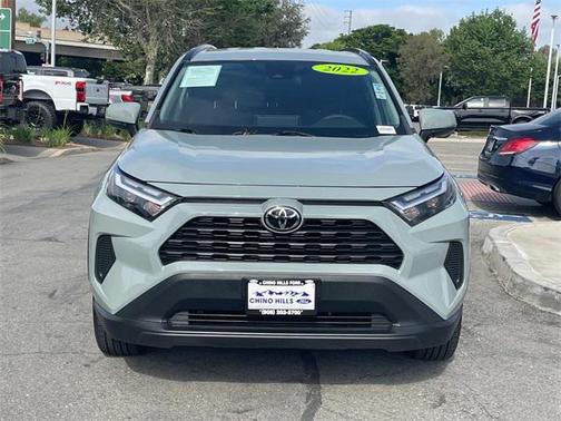 2022 Toyota RAV4 XLE
