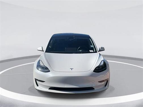 2022 Tesla Model 3 Standard Range