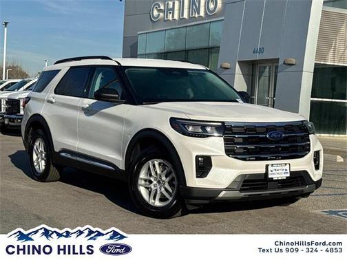 2025 Ford Explorer Active