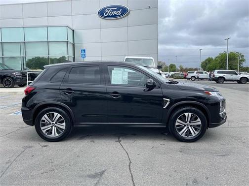 2022 Mitsubishi Outlander Sport SE
