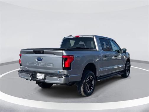 2023 Ford F-150 Lightning XLT