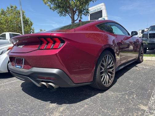 2025 Ford Mustang GT Premium