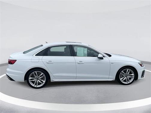2023 Audi A4 45 S line Premium Plus