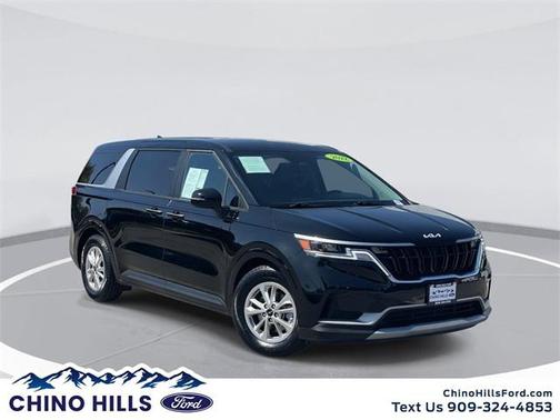 2022 Kia Carnival LXS