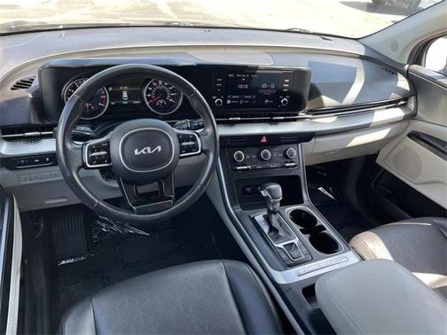 2022 Kia Carnival LXS