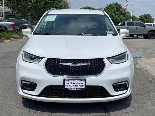 2021 Chrysler Pacifica Touring L