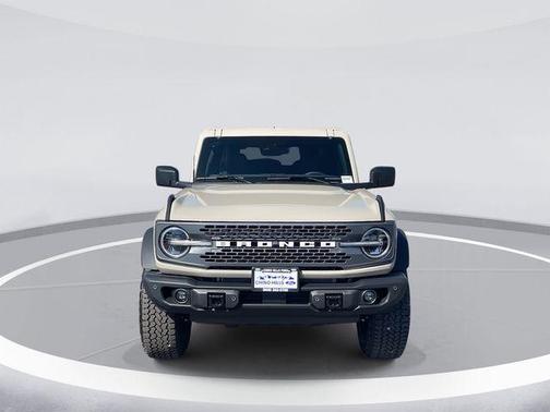 Desert Sand 2026 Ford Bronco Badlands