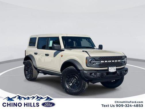 Desert Sand 2026 Ford Bronco Badlands