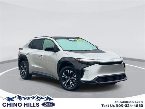 2025 Toyota bZ4X XLE