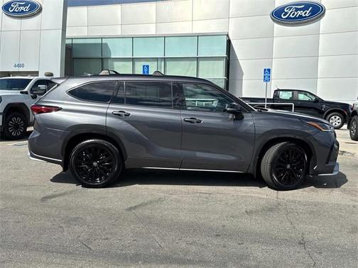2023 Toyota Highlander XSE