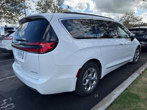 2023 Chrysler Pacifica Limited