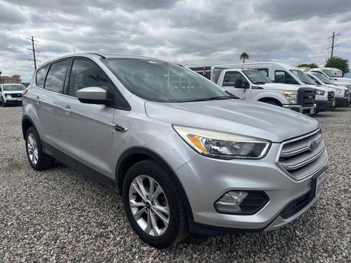 Ingot Silver Metallic 2019 Ford Escape SE