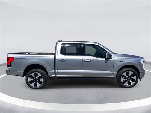 2025 Ford F-150 Lightning Platinum