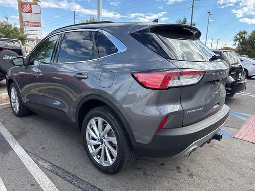 2022 Ford Escape Titanium