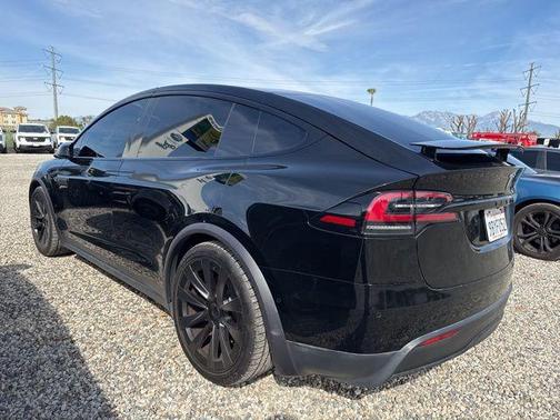 2022 Tesla Model X Plaid Tri Motor All-Wheel Drive