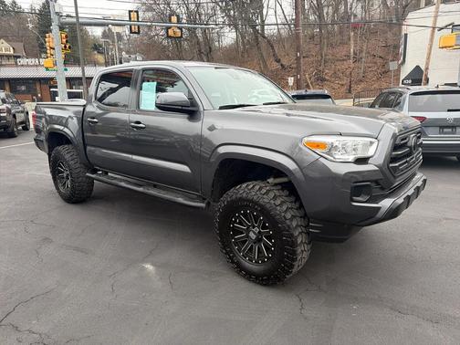 2019 Toyota Tacoma SR