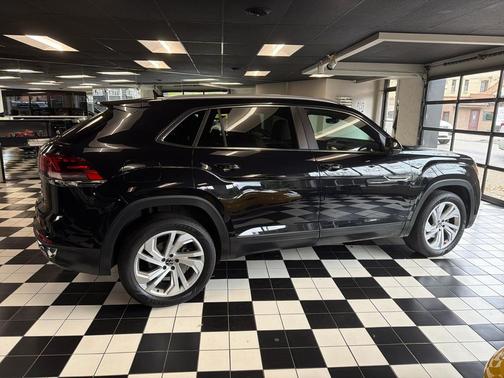 2020 Volkswagen Atlas Cross Sport 2.0T SEL