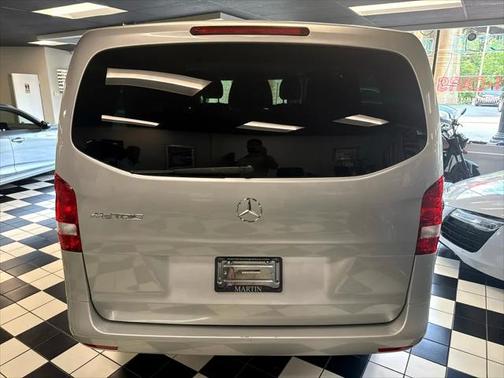2016 Mercedes-Benz Metris Base