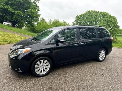 2017 Toyota Sienna Limited