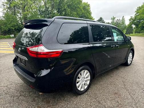 2017 Toyota Sienna Limited