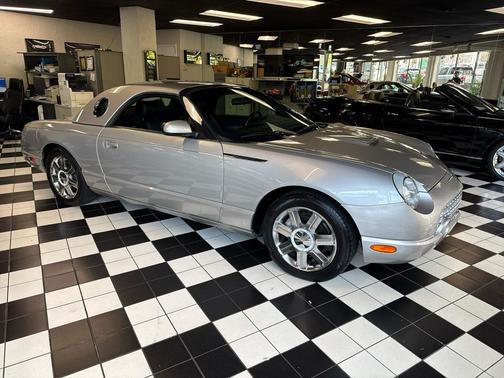 2005 Ford Thunderbird Deluxe