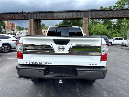 2017 Nissan Titan XD Platinum Reserve