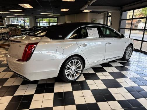 2018 Cadillac XTS Luxury