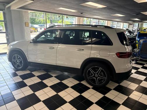 2024 Mercedes-Benz GLB 250 4MATIC
