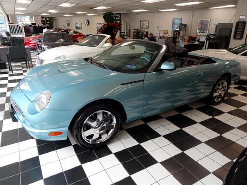 2002 Ford Thunderbird Deluxe