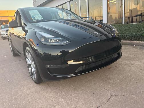 2024 Tesla Model Y Long Range Dual Motor All-Wheel Drive