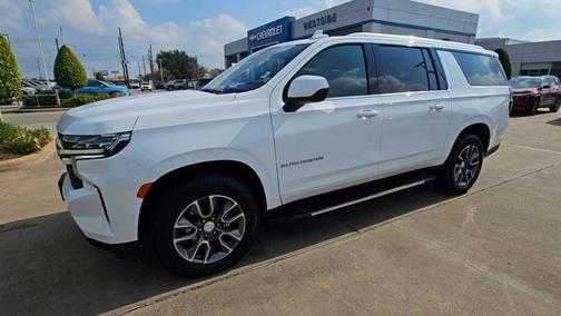 2023 Chevrolet Suburban LS