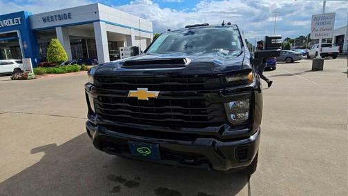 2024 Chevrolet Silverado 2500 Custom