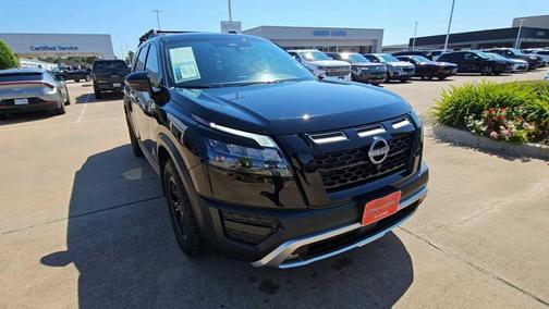 2025 Nissan Pathfinder Rock Creek 4WD